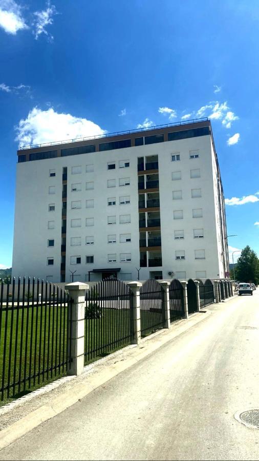 Apartman Vrbas Sa Podzemnom Garazom Баня-Лука Экстерьер фото